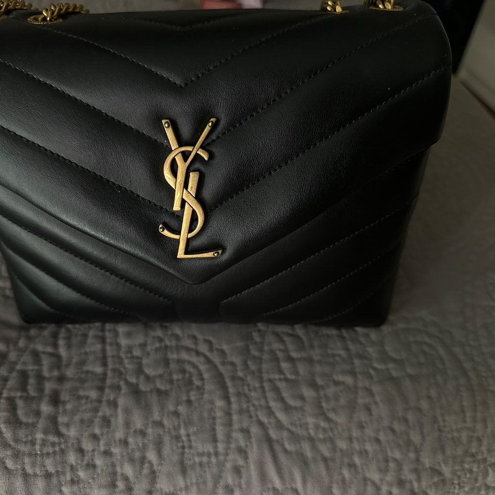Loulou Small Shoulder Bag in Quilted Leather - Picture 5 of 10